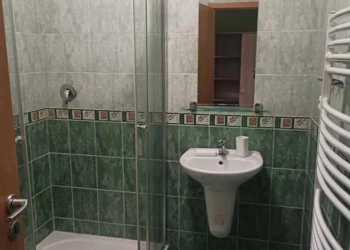 Pavilon V Raji Zdar (Mlada Boleslav)