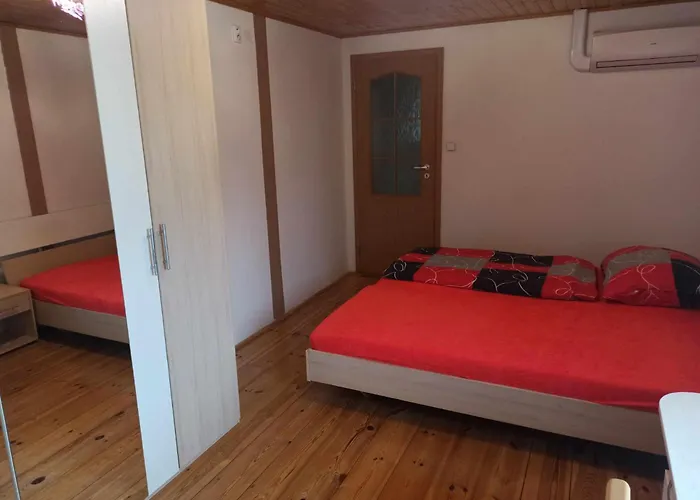 Pavilon V Raji Zdar (Mlada Boleslav)